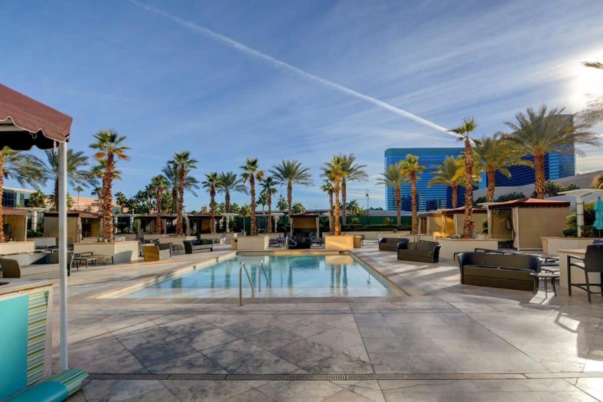 Mgm Signature-24-709 Strip View Jacuzzi Studio Las Vegas Exterior photo